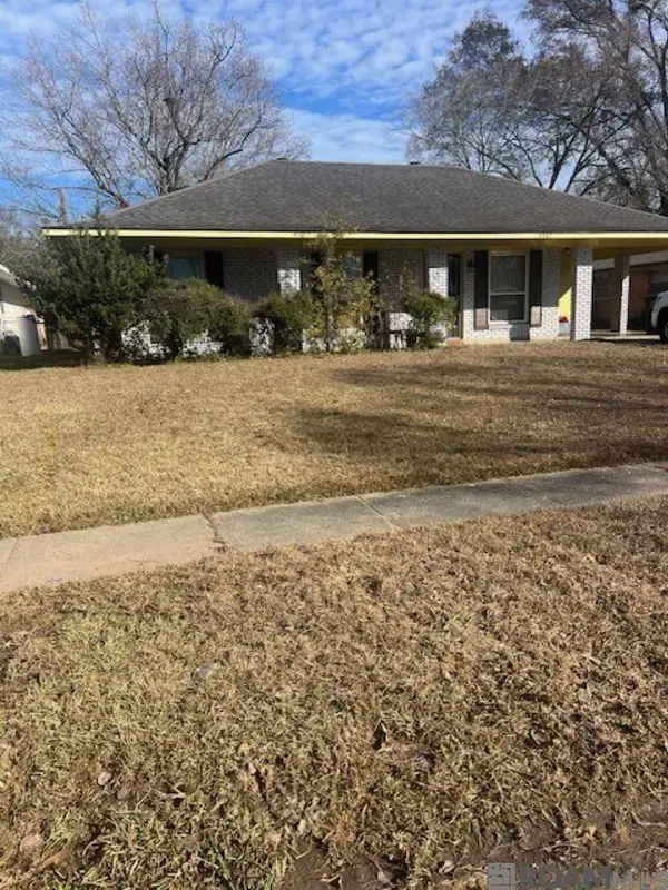 11567 E Black Oak Dr, Baton Rouge, LA 70815