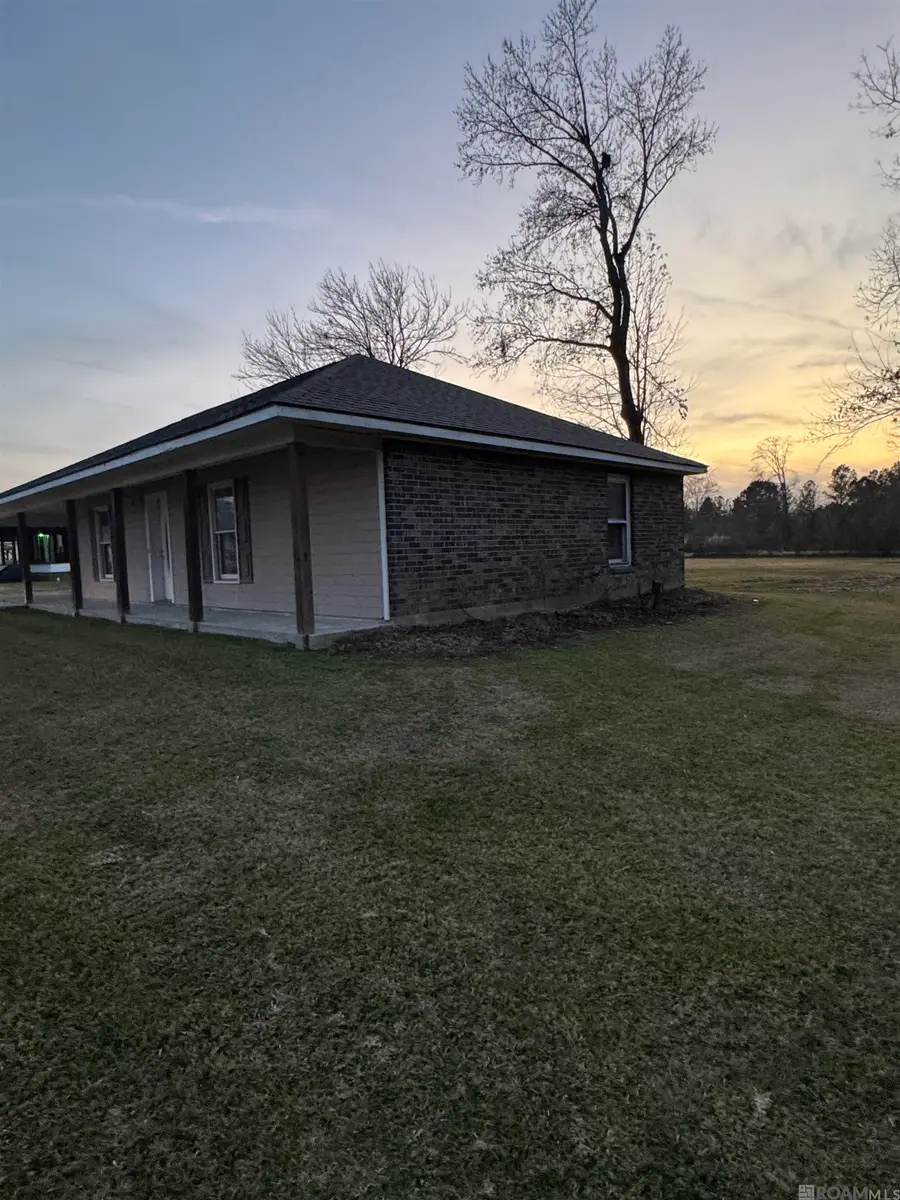 14219 Adam Arceneaux Dr, Gonzales, LA 70737 - Image #3