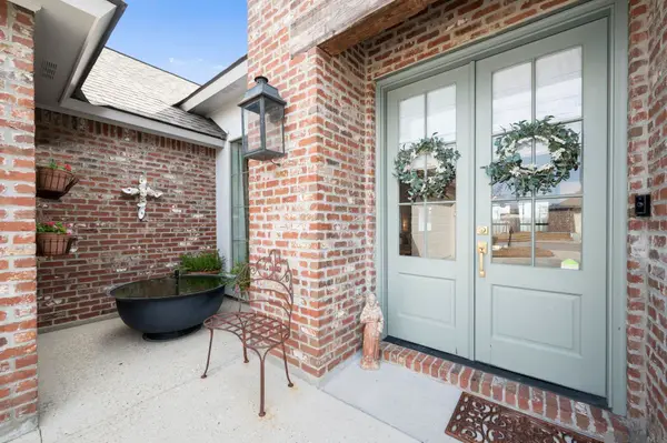 10920 Hillpark Ave, Baton Rouge, LA 70810