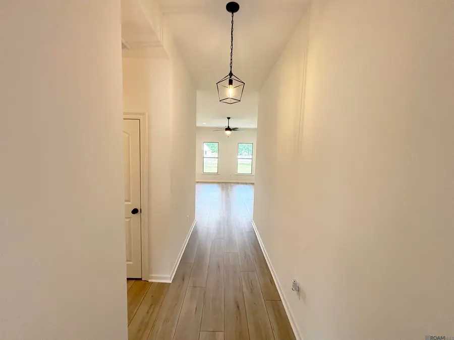 1422 Marshland Avenue, Gonzales, LA 70737 - #2