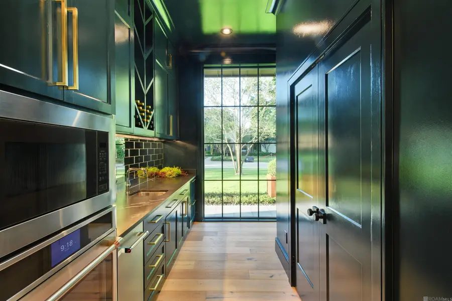 8721 W Fairway Dr, Baton Rouge, LA 70809 - Image #3