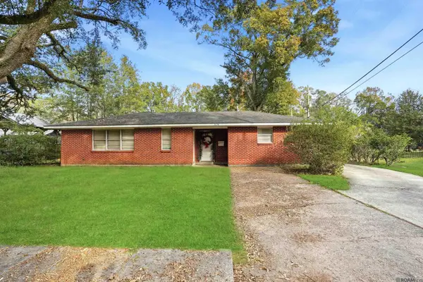 1634 Windsor Dr, Baton Rouge, LA 70815