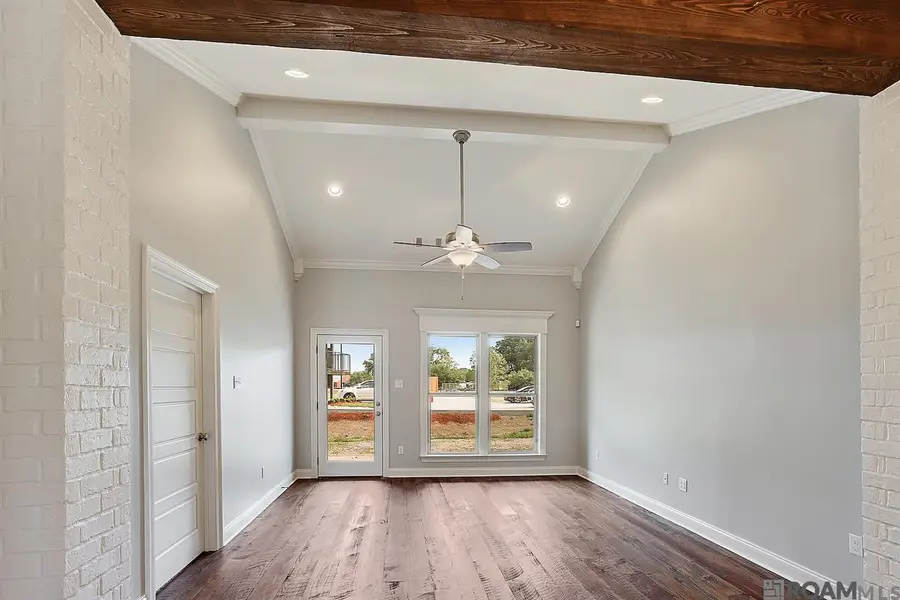 38044 Natchez Ct #5, Prairieville, LA 70769 - #2