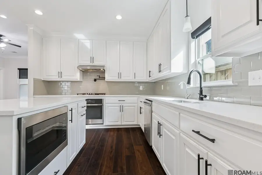 9629 S Creek Dr, Denham Springs, LA 70726 - Image #3