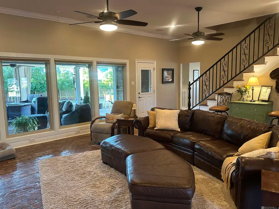 12312 Lake Labelle Cir, Baton Rouge, LA 70816 - #2