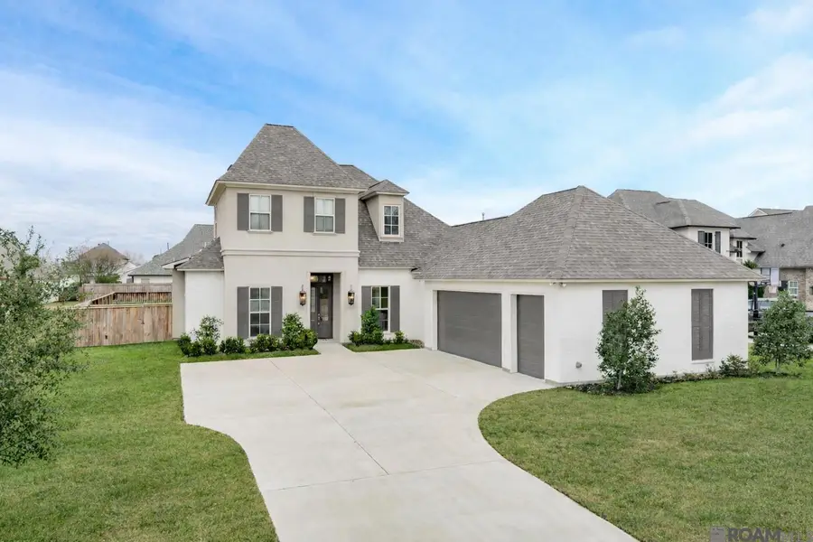 36476 Royal Oak Dr, Prairieville, LA 70769 - Image #2