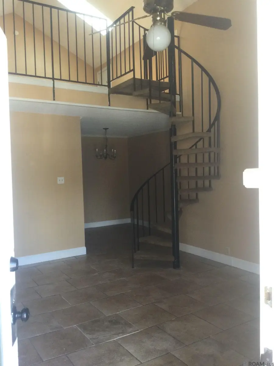 2211 Sherwood Meadow Dr #4, Baton Rouge, LA 70816 - Image #3
