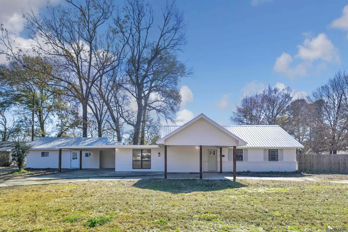 10940 Black Oak Dr, Baton Rouge, LA 70815 - #1