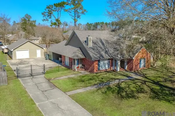 8211 Cecil Dr, Denham Springs, LA 70706