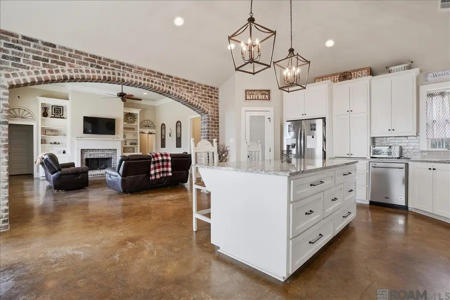 22364 La Hwy 42, Livingston, LA 70754 - #2