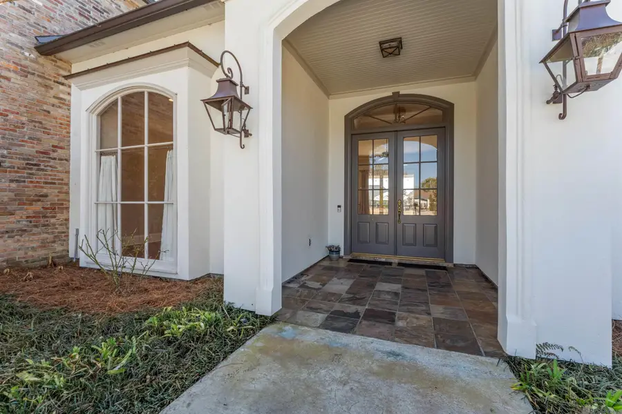 742 Grand Lakes Dr, Baton Rouge, LA 70810 - #3