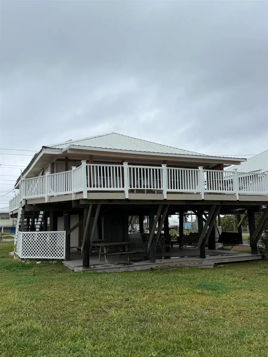 2716 Highway 1, Grand Isle, LA 70358 - #2