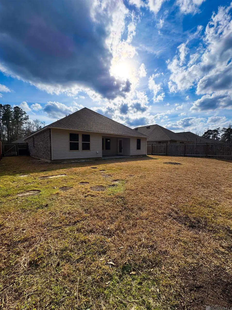 30925 Clearview Ct, Denham Springs, LA 70726 - Image #3