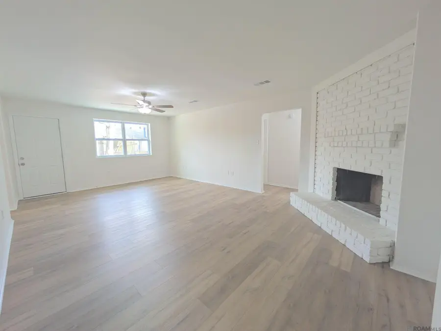 13771 Basin Ct, Baton Rouge, LA 70810 - Image #2