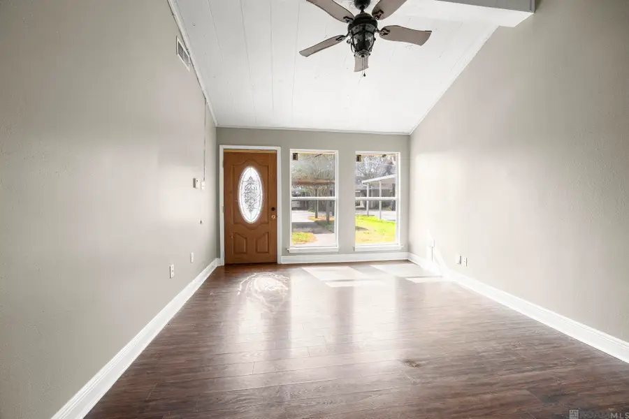 1919 Brightside Dr, Baton Rouge, LA 70820 - Image #2