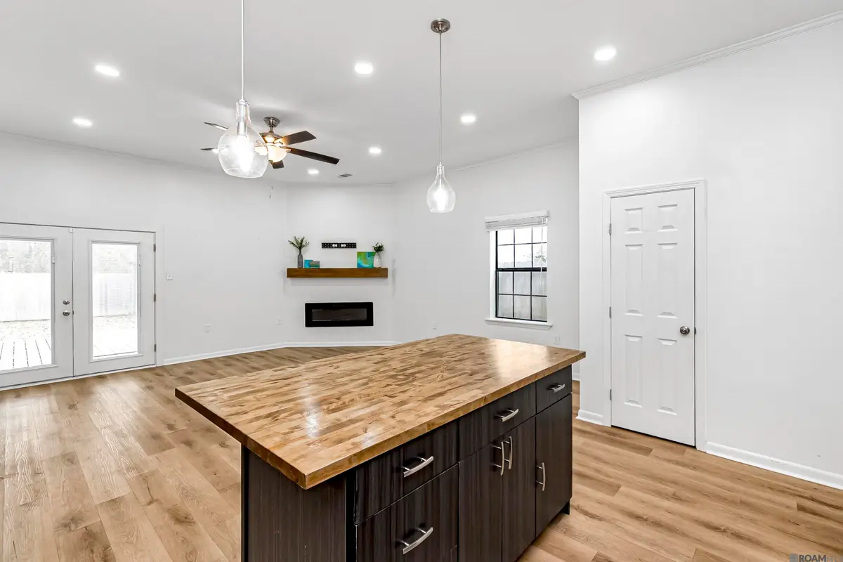 902 S Audubon Place Ave, Gonzales, LA 70737 - #1