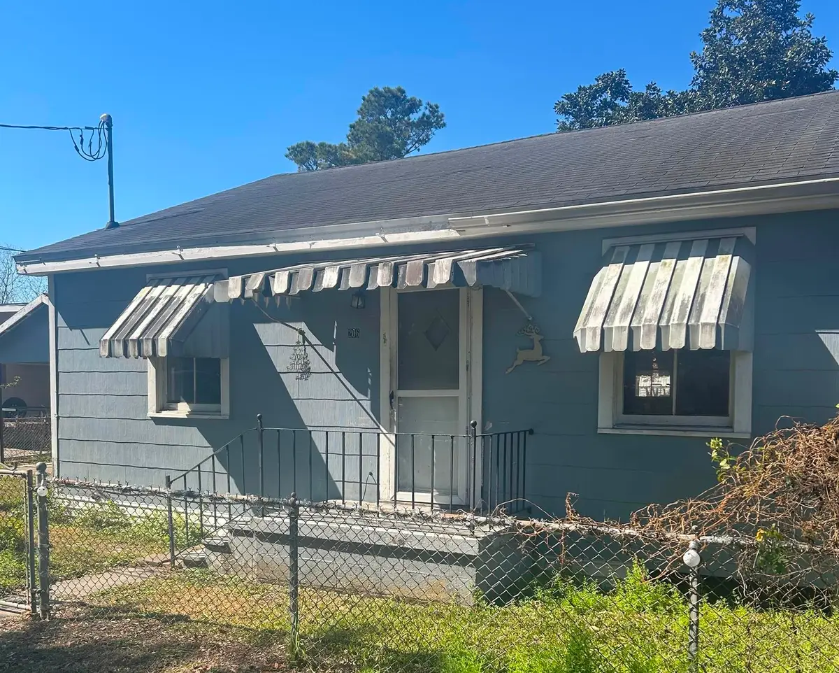 206 St Louis St, Raceland, LA 70394 - #1