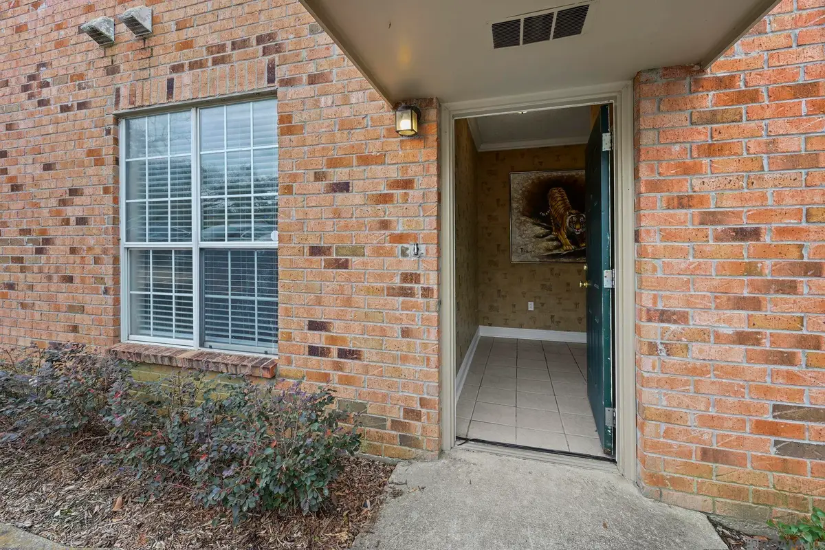 4464 Highland Rd #104, Baton Rouge, LA 70808 - Image #1