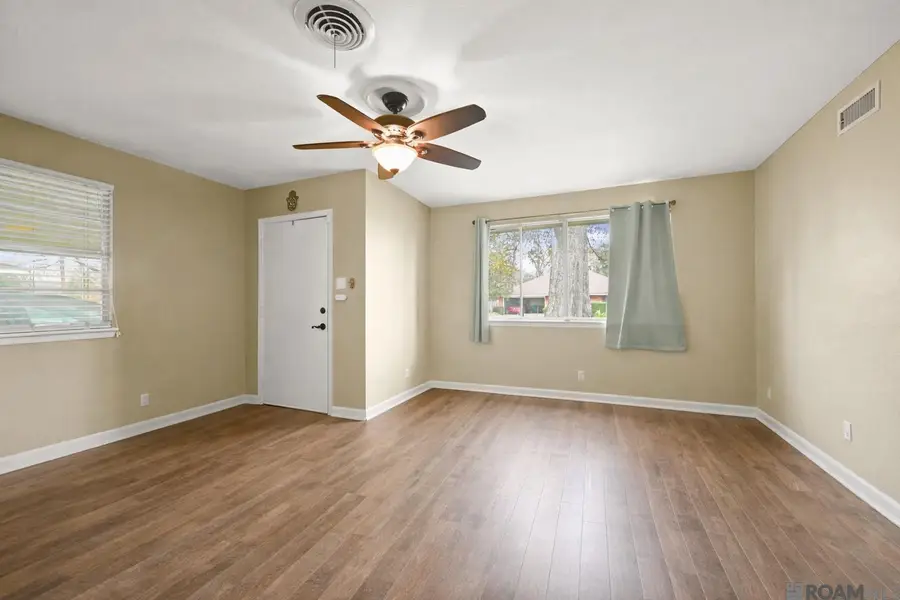 9042 Keaty Dr, Baton Rouge, LA 70809 - Image #3