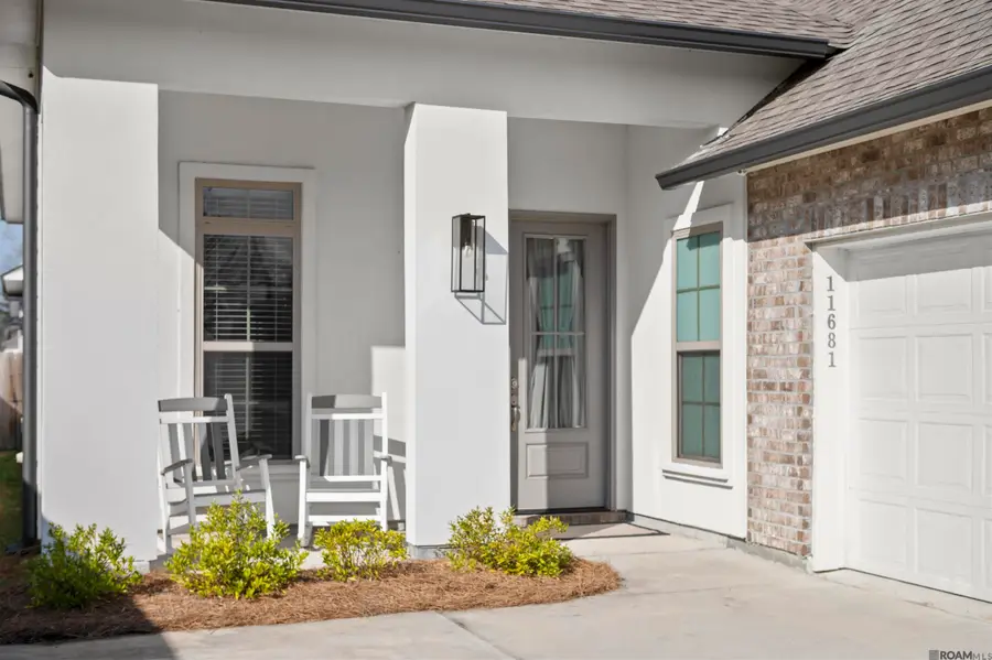 11681 Hideaway St, Denham Springs, LA 70726 - #2