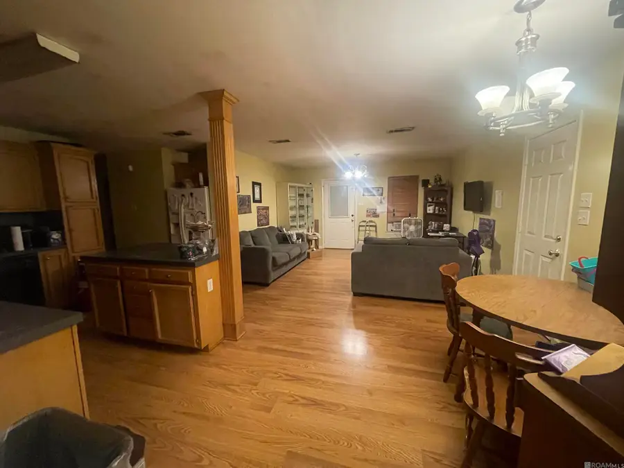 30700 Country Club Ln, Denham Springs, LA 70726 - #3