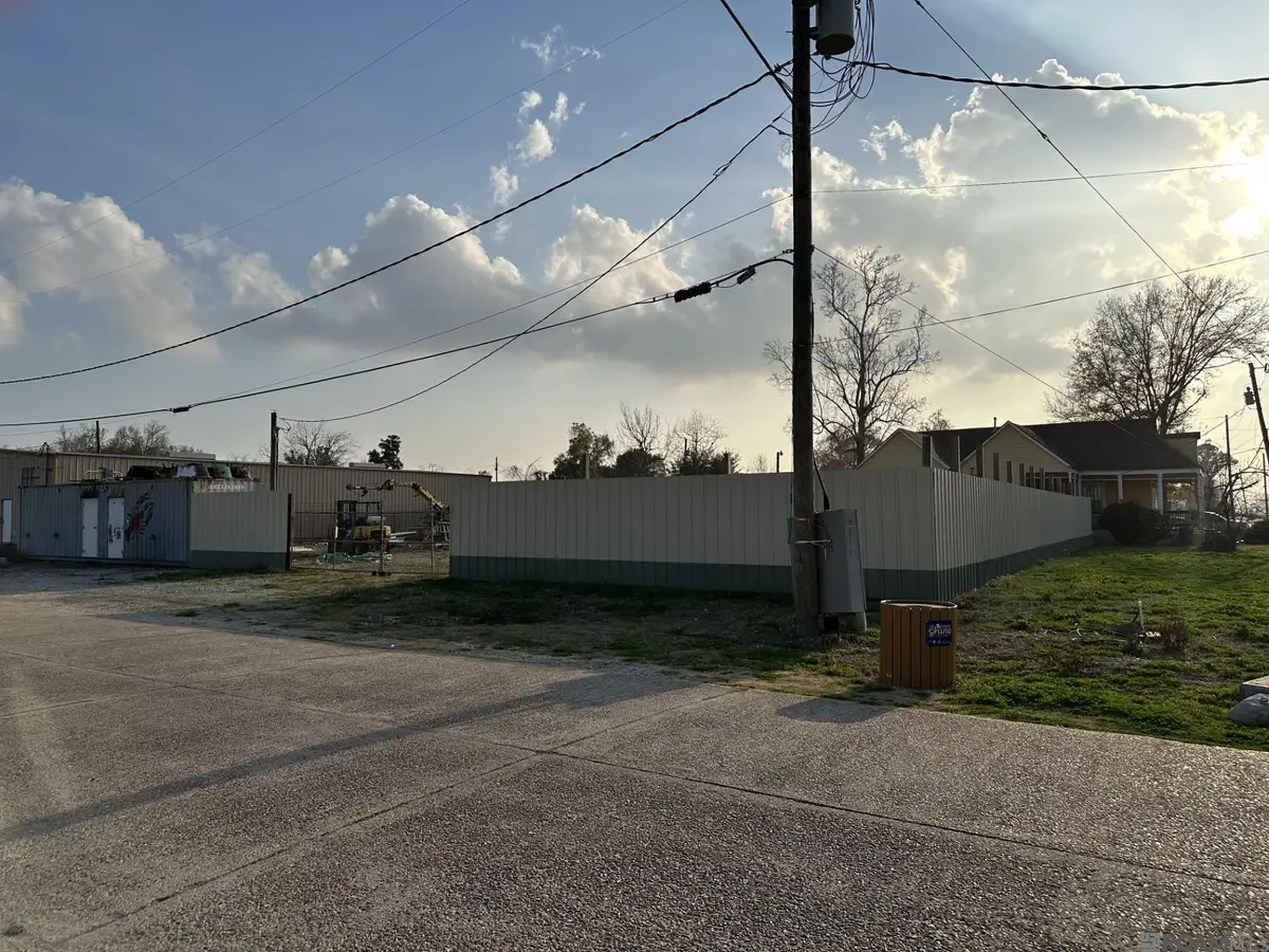 2249 S Central Ave, Lutcher, LA 70071 - #1