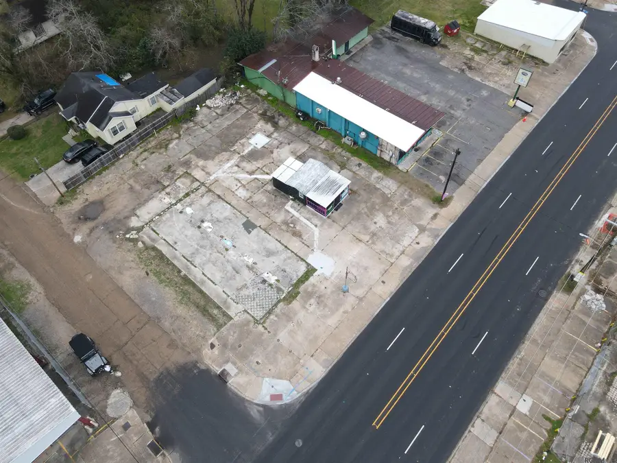 1866 N Foster Dr, Baton Rouge, LA 70806 - #2