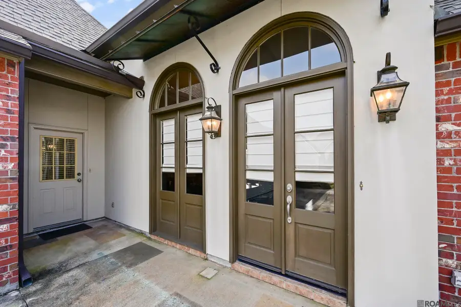 10606 Oak Bend Dr, Baton Rouge, LA 70809 - #2