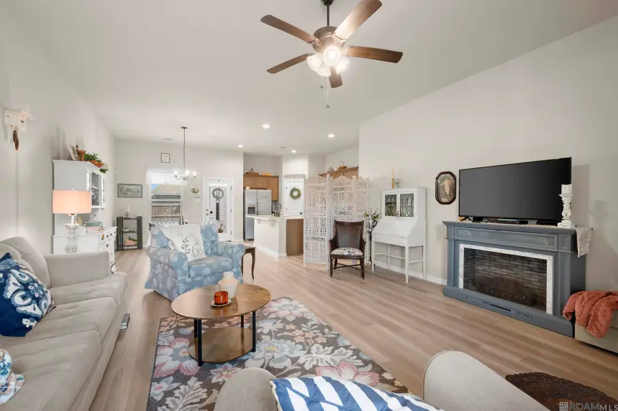 28380 Middlebrook Way, Denham Springs, LA 70726 - #3