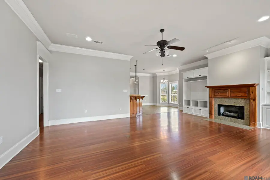 17041 Sumter Dr, Prairieville, LA 70769 - #2