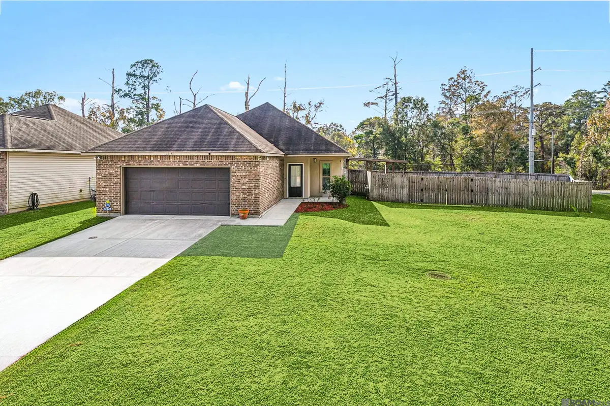22847 Cabo Ln, Denham Springs, LA 70726 - #1