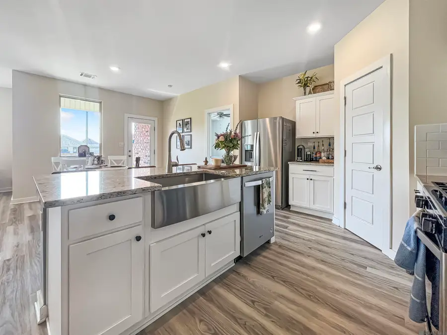 12850 Silverbell Ave, Denham Springs, LA 70726 - #3