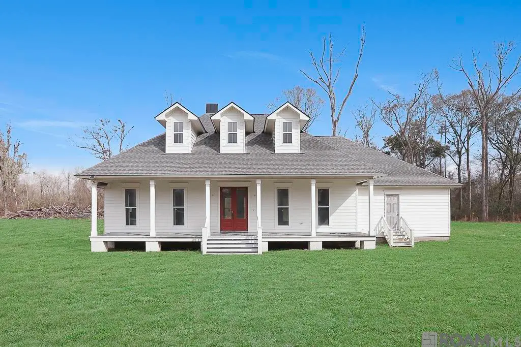 38384 N Robert Wilson Rd, Gonzales, LA 70737 - #1