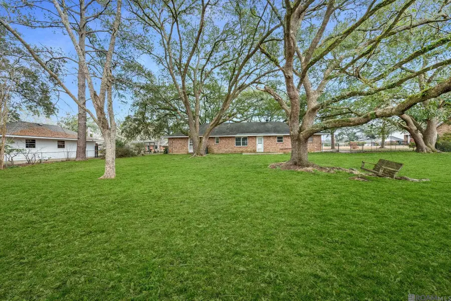 5235 Fennwood Dr, Zachary, LA 70791 - #2