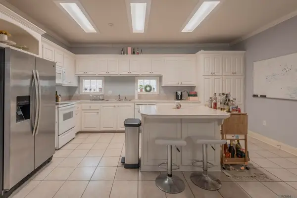 5545 Ducros Dr, Baton Rouge, LA 70820