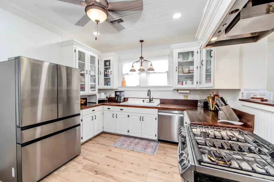 728 Verrett Street, Houma, LA 70360 - #3