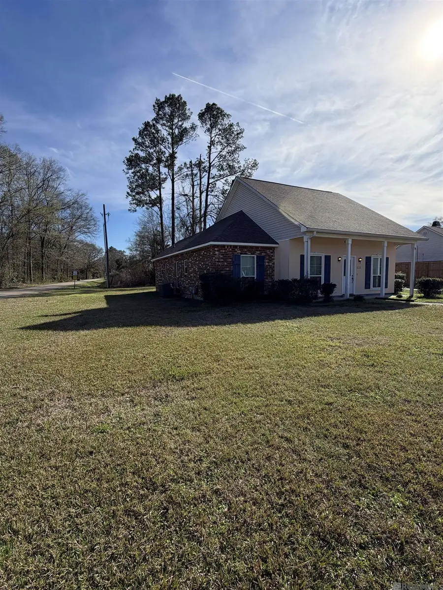 14342 Madison Oaks Blvd, Walker, LA 70785 - #2