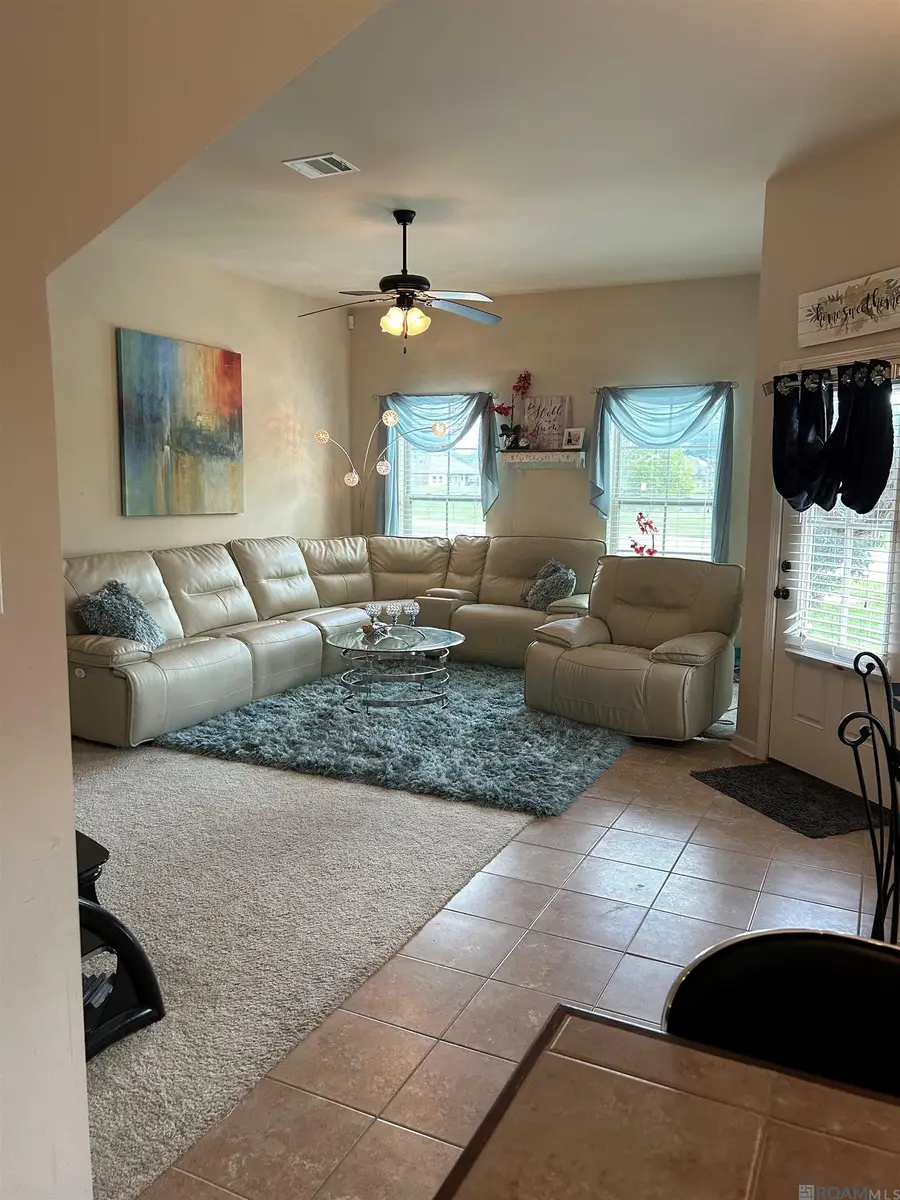 8902 Black Birch Ave, Zachary, LA 70791 - #3