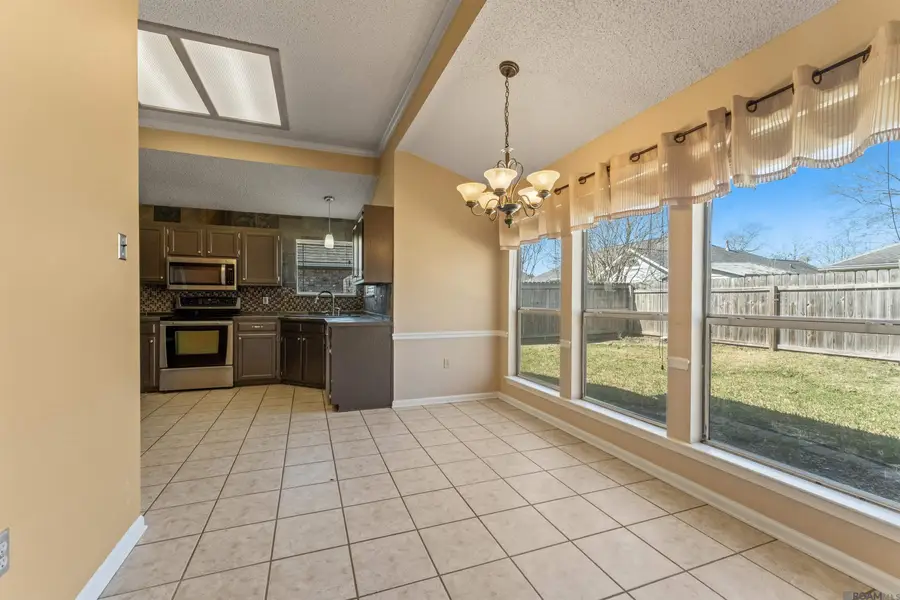 4230 Stumberg Ln, Baton Rouge, LA 70816 - #3