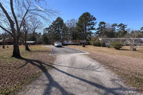 28395 Mcarthur Dr, Livingston, LA 70754