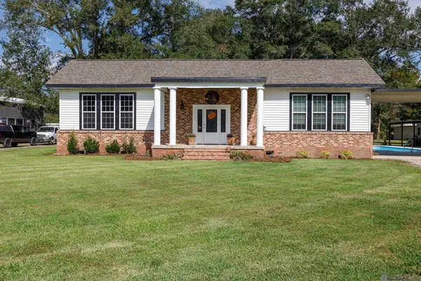 44311 Mi Mis Ln, St Amant, LA 70774