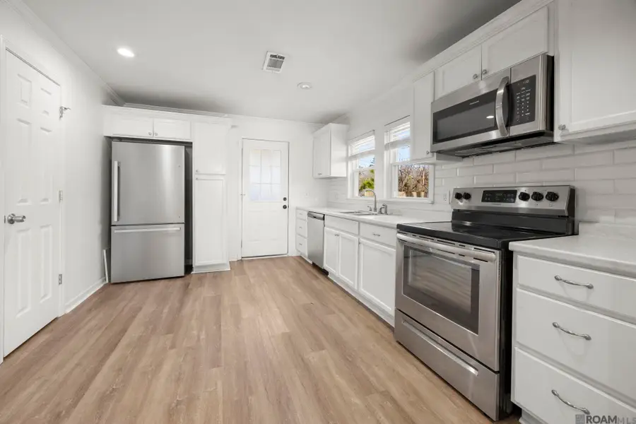 8720 Lockhart Rd, Denham Springs, LA 70726 - #3