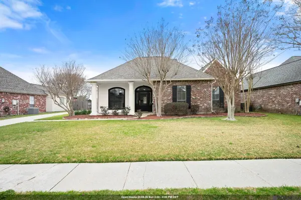 39354 Meadowbrook Ave, Prairieville, LA 70769