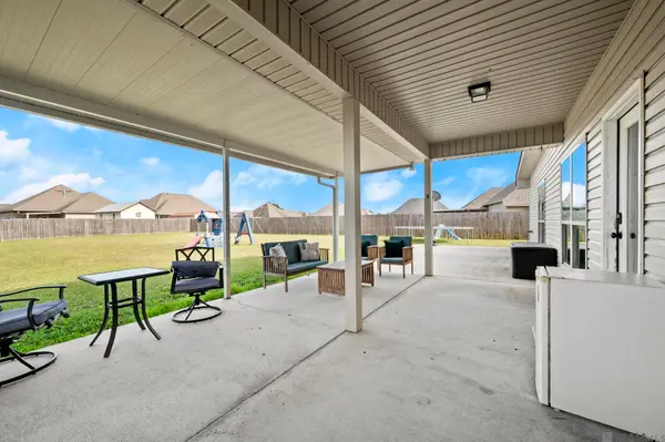 42332 Devall Rd, Prairieville, LA 70769