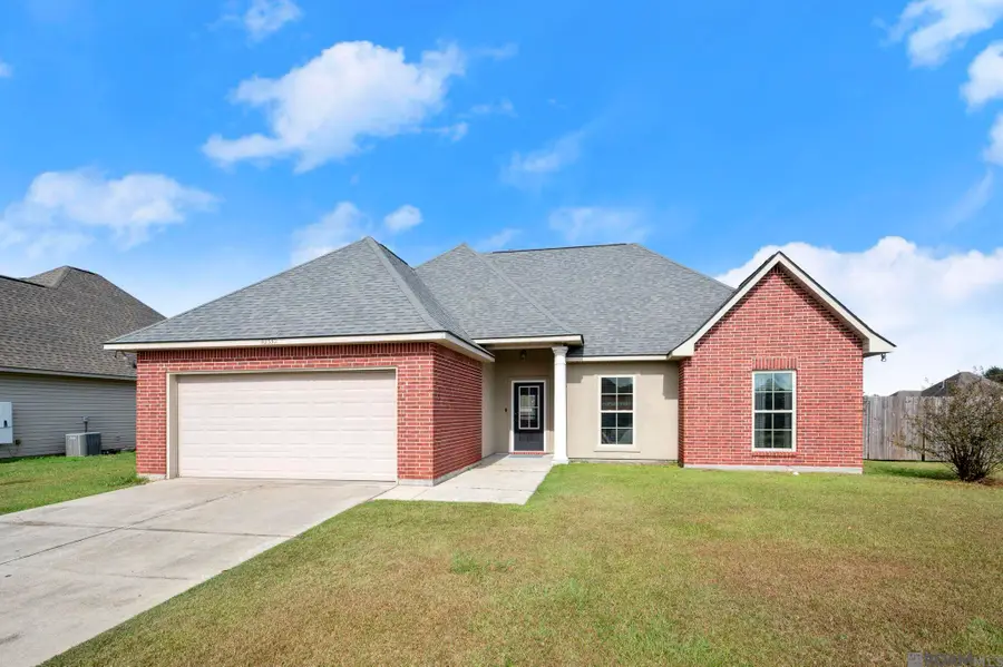 42332 Devall Rd, Prairieville, LA 70769 - #2