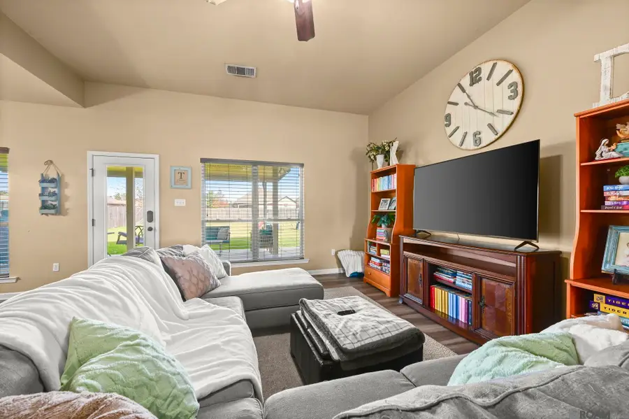 42332 Devall Rd, Prairieville, LA 70769 - #3