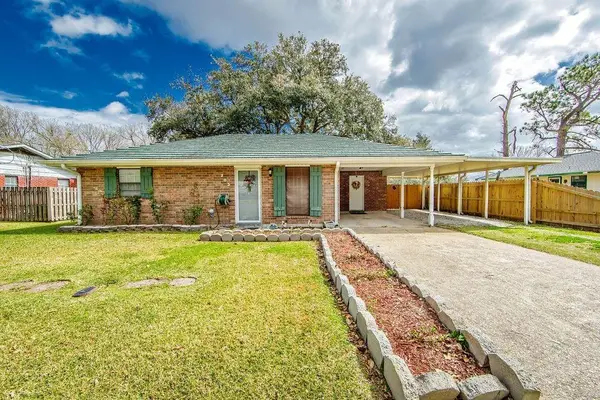 203 Dorothy St, Thibodaux, LA 70301