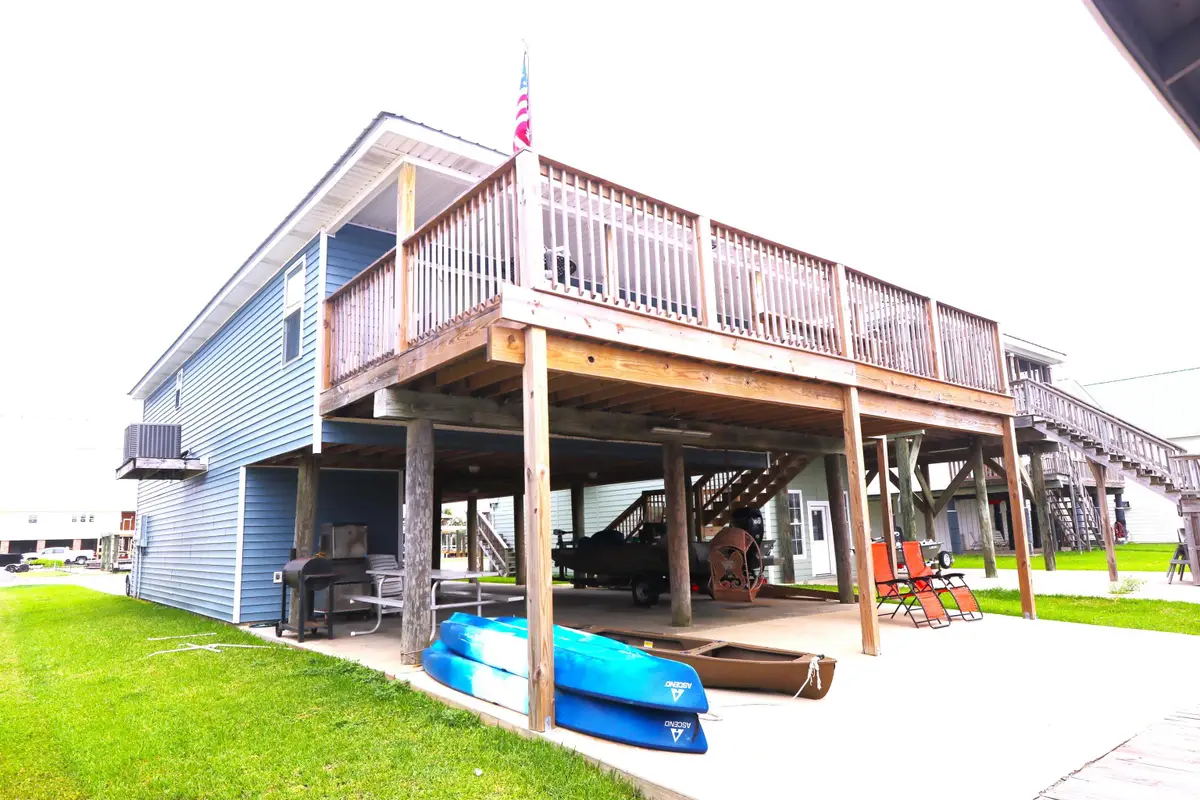 148 Constantin Dr, Golden Meadow, LA 70357 - #1
