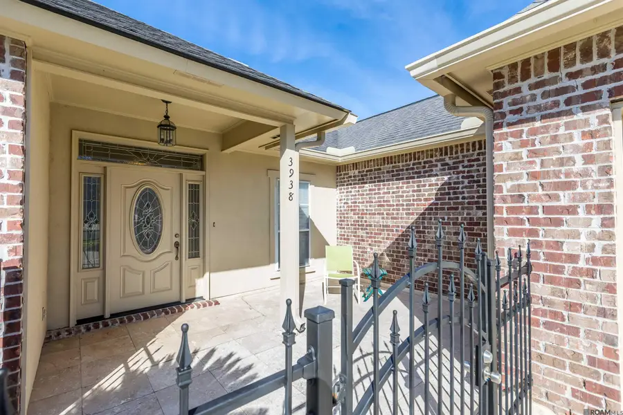 3938 Meadow Ridge Dr, Baton Rouge, LA 70817 - #3