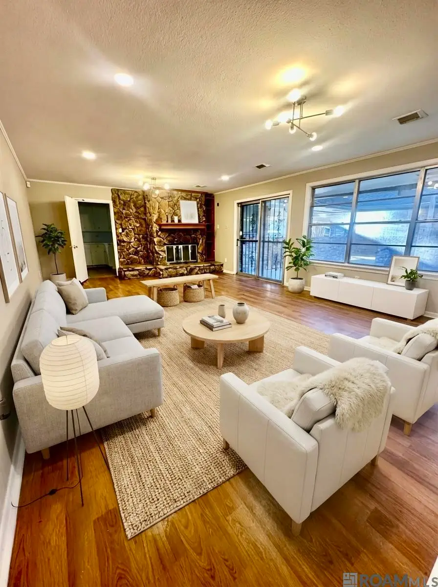 1331 S Redondo Dr, Baton Rouge, LA 70815 - #3